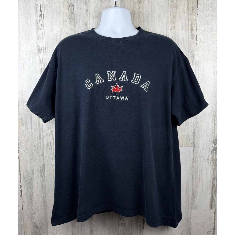 Vintage Ottawa Canada Embroidered T-Shirt 2XL (25”x29”)